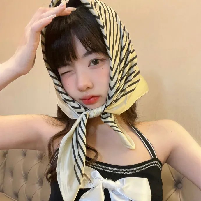 裸女行尸